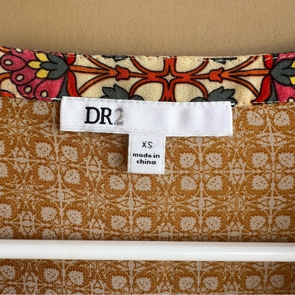 DR2 Mixed Print Bell Sleeve Chiffon Peasant Top XS - Boho Floral Lightweight - Picture 4 of 9